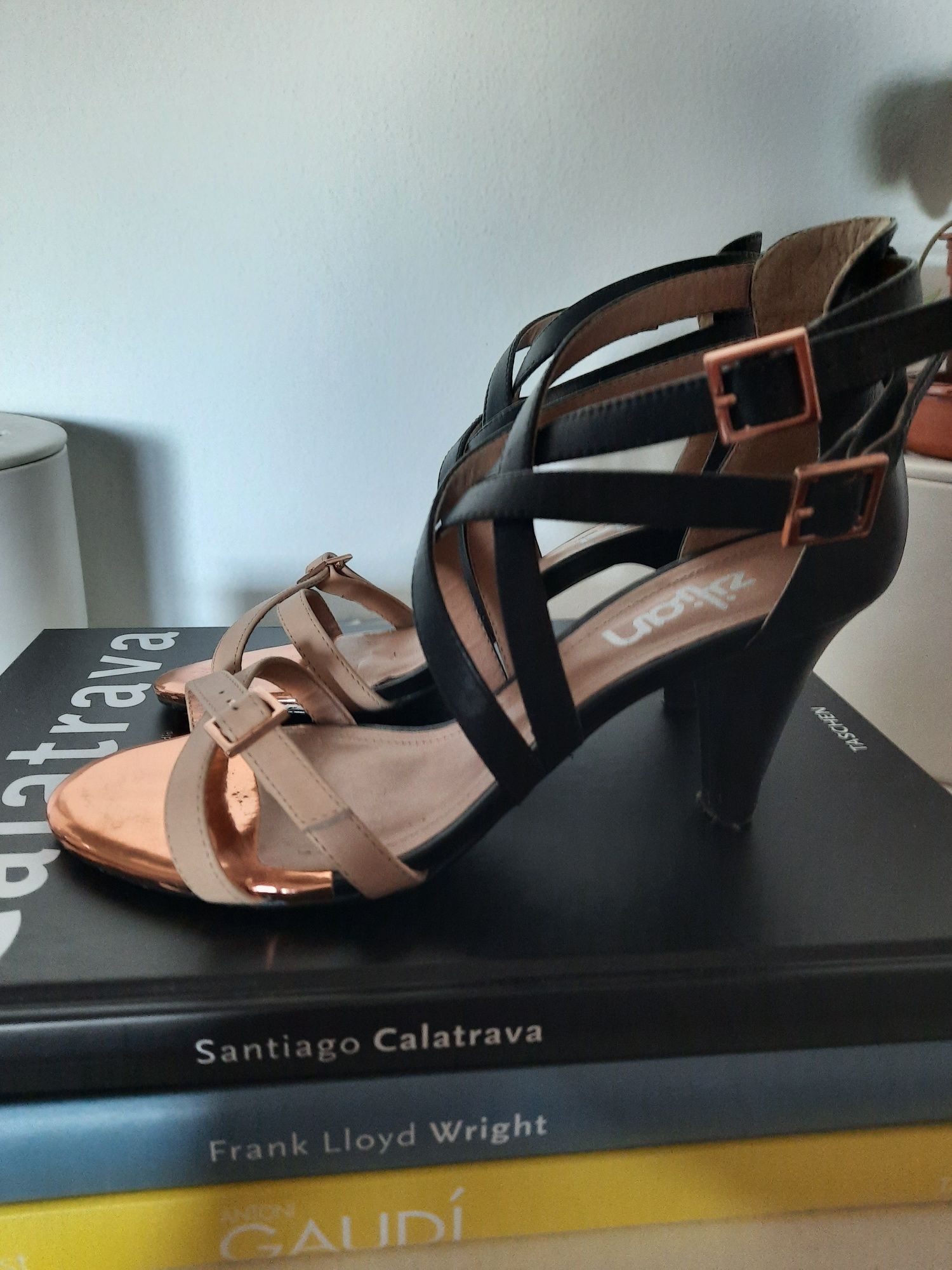 Sandalias zilian 36