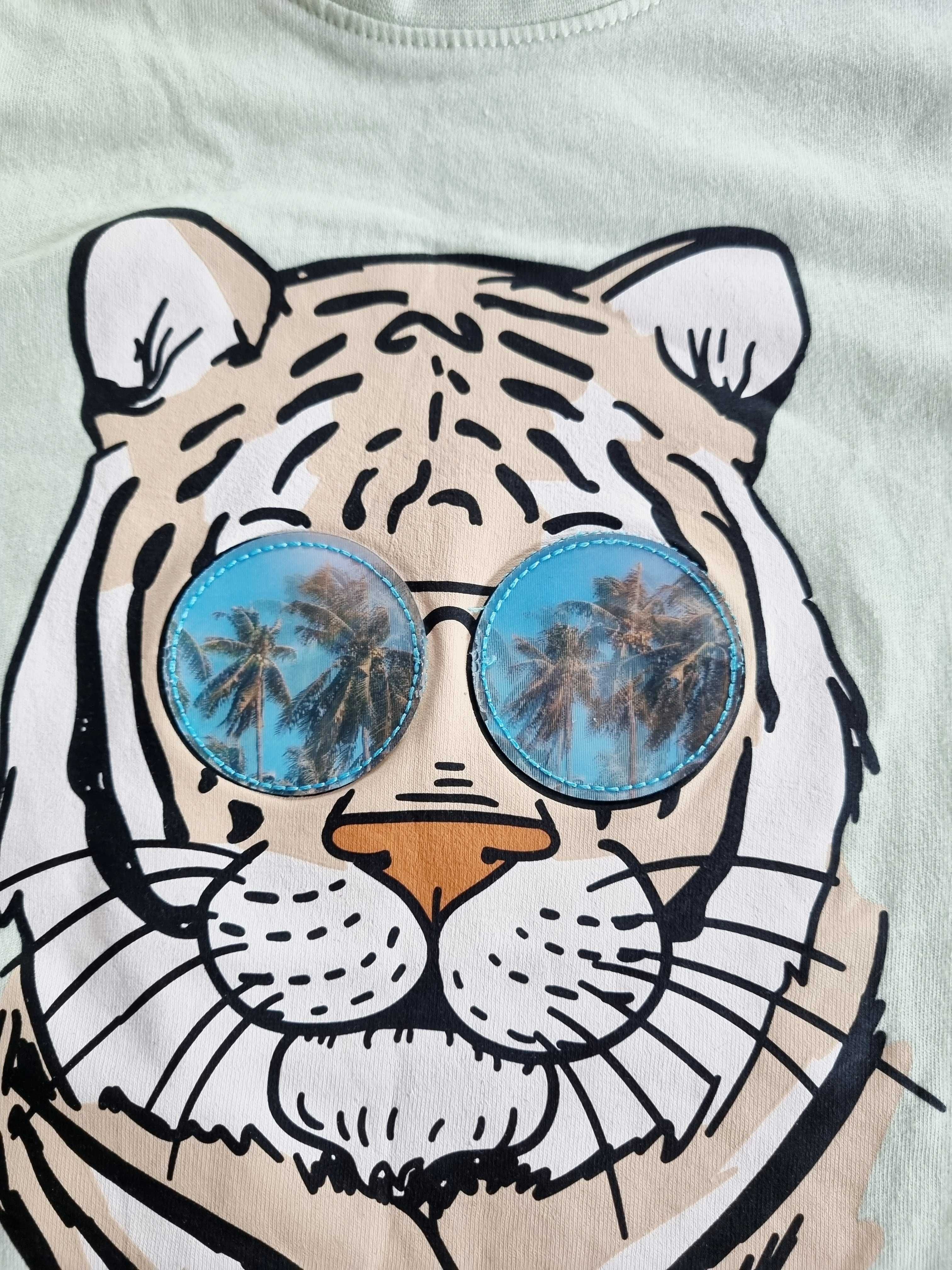 Koszulka t-shirt z krótkim rękawem zielona miętowa z tygrysem 104