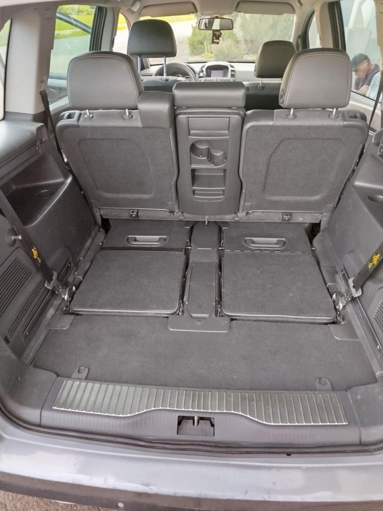 Opel Zafira 2.0 T.B