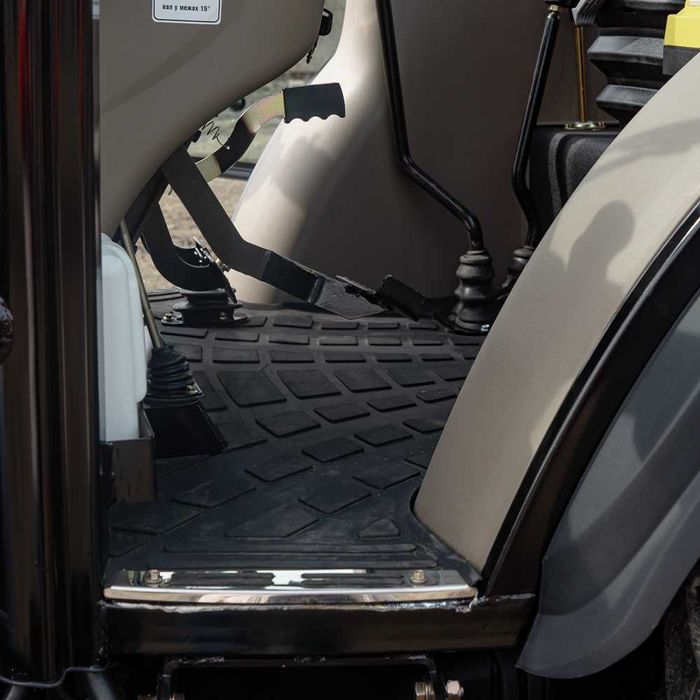 Мінітрактор Скаут ТЕ-504 з кабіною, кондиціонером /Реверс / 4х4