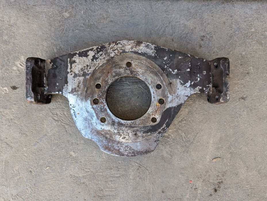 Д245 д240 д243 кріплення двигуна ЗИЛ кронштейн МТЗ Двигатель Запчасти