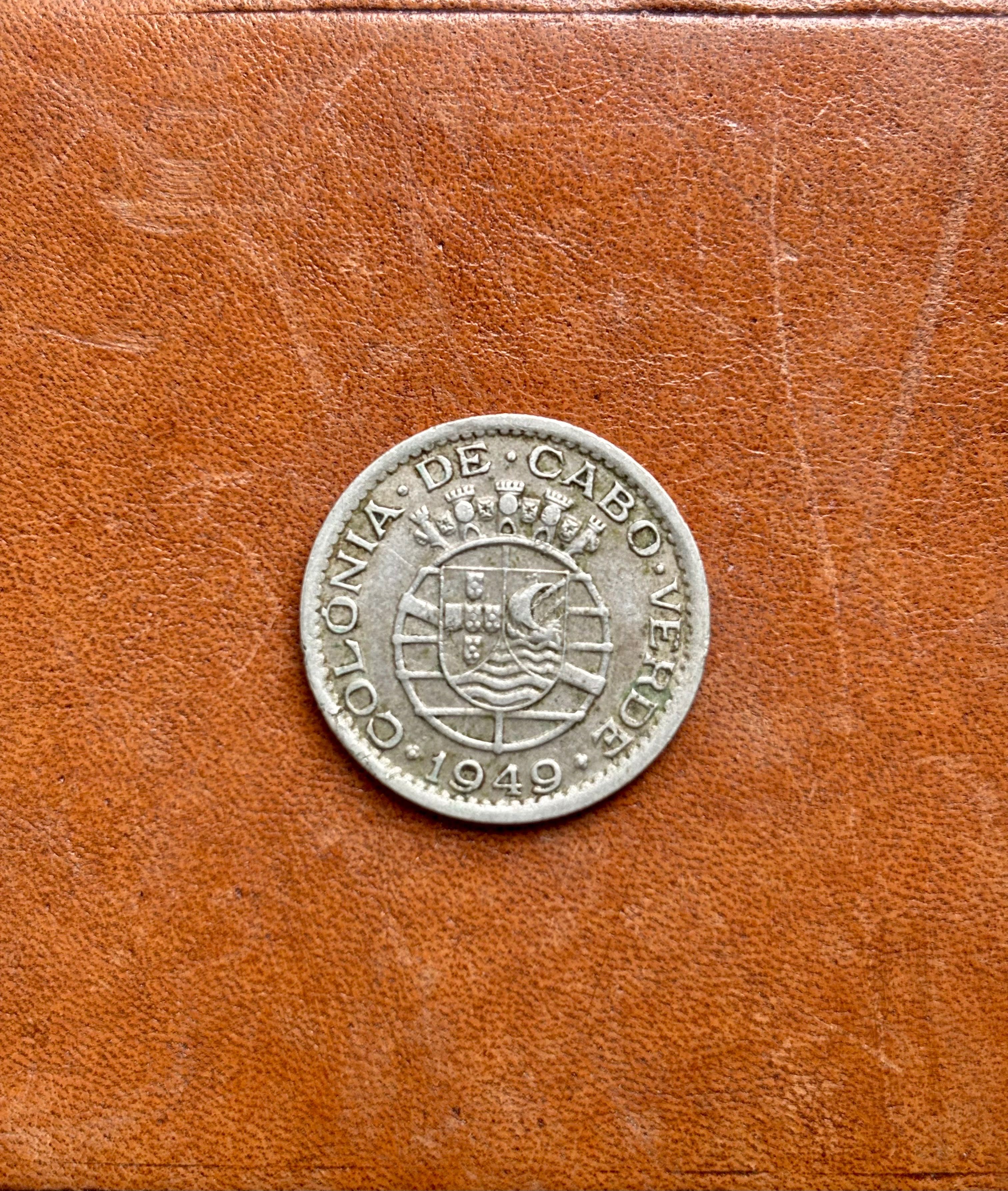 Moeda de 50 Centavos Colonia de Portugal Cabo Verde Ano 1949