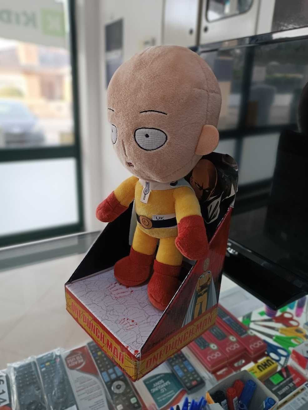 PROMO:Peluche One Punch Man Saitama 29cm em GiftBox
