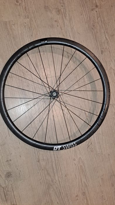 Koło tylne DT Swiss Dicut PRC1400 disc 35mm 240s Shimano