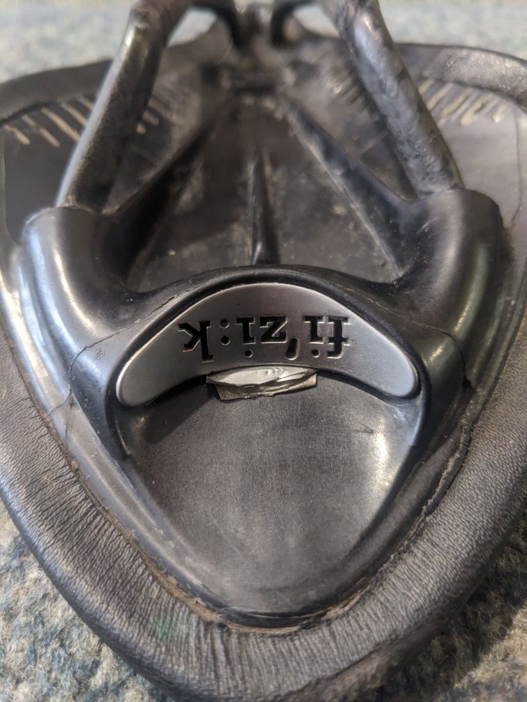 Седло Fizik braided c4