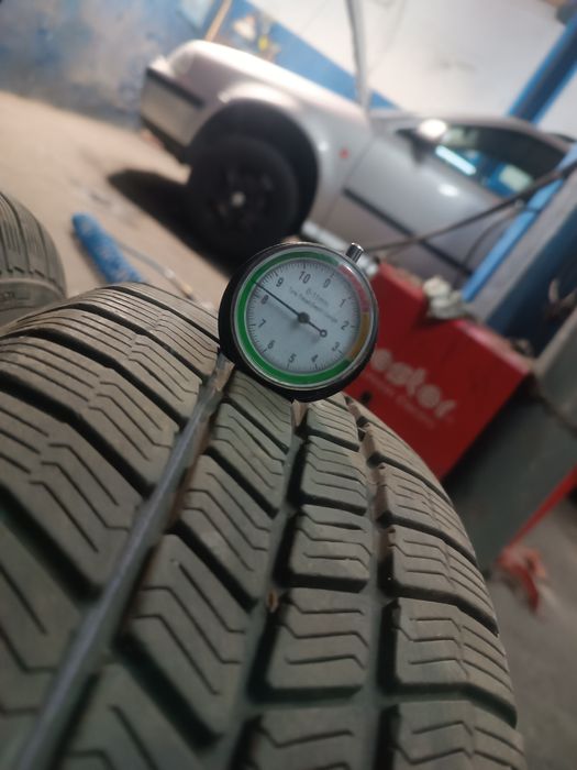 Komplet kół stalowych 4x100 Renault opony zimowe 195/65R15