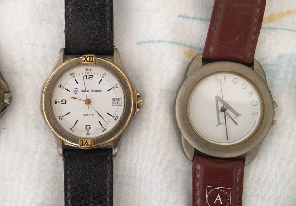 Relógios com logos