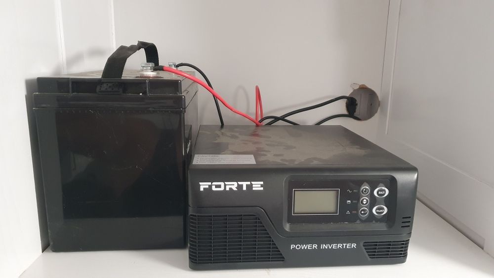 Упс.безперебійник  з акумулятором 100w