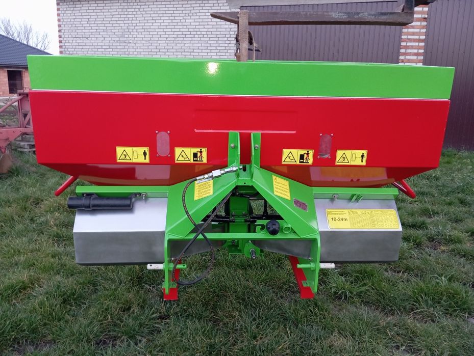 Sprzedam rozsiewacz Unia brzeg MX MS rauch amazone