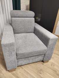 Fotel z tkaniny obiciowej