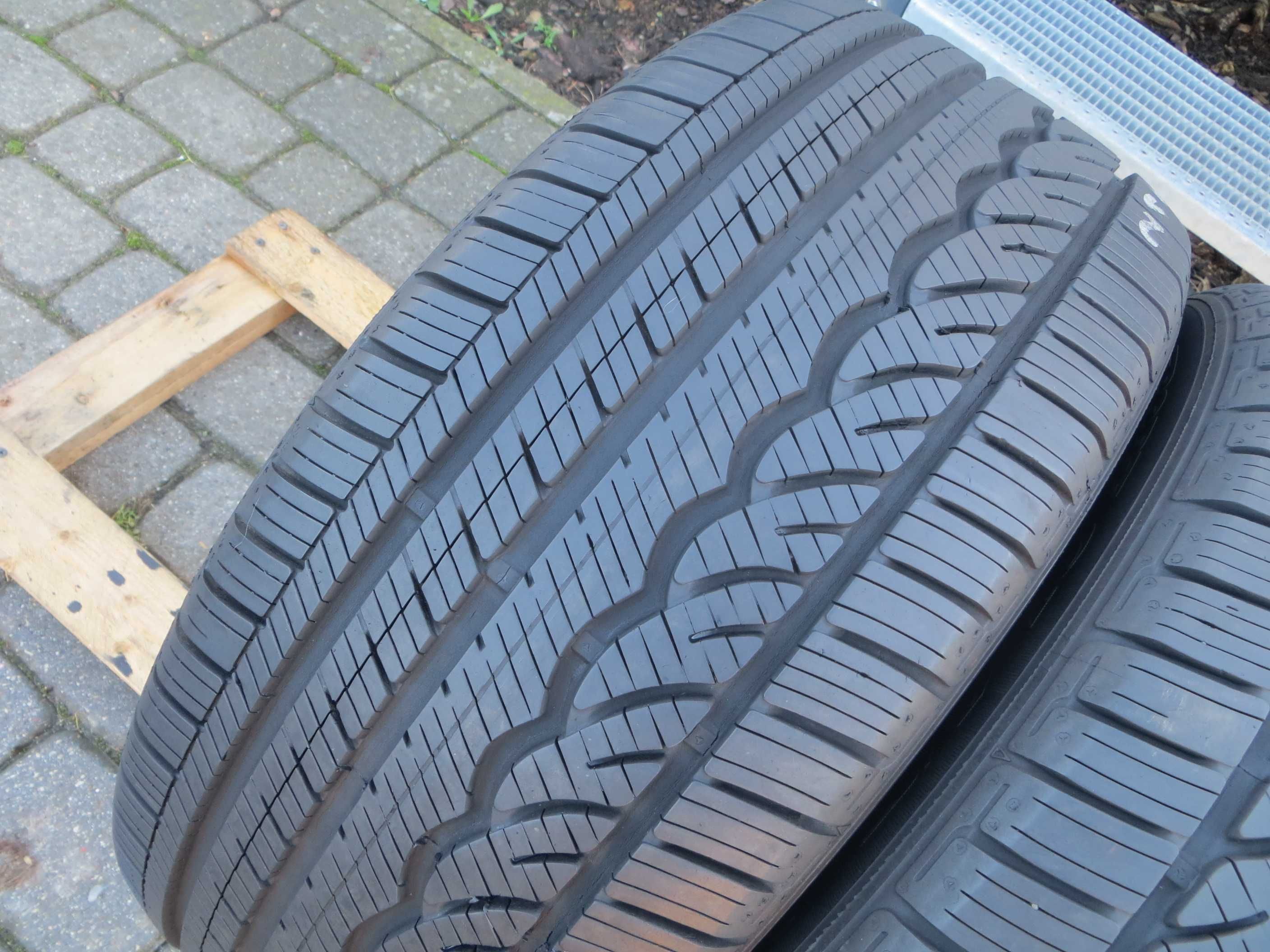Opony całoroczne Dunlop 215/45/16 cena za 2 szt.