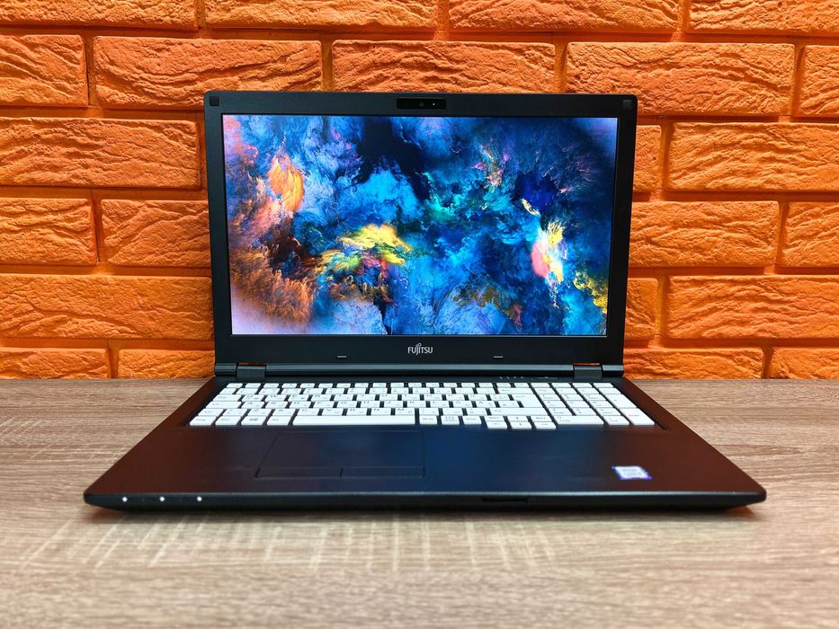 Ноутбук 15.6"Fujitsu E559/ i5-8265U, 16 RAM, 512 SSD/Type-C, Win11Pro