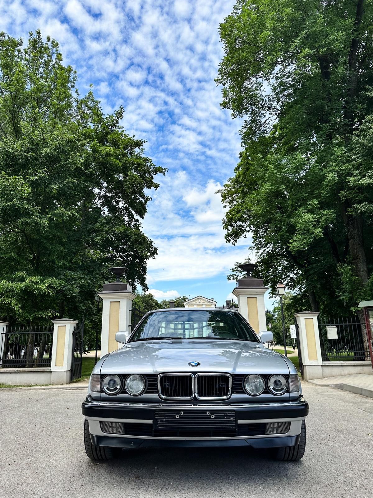 BMW 730i benzyna