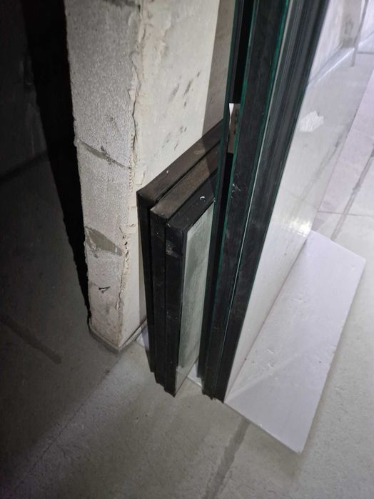 Стеклопакет  и блок  балконный