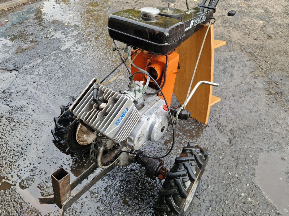 traktor traktorek ogrodowy fortschritt e931.50 e931 50