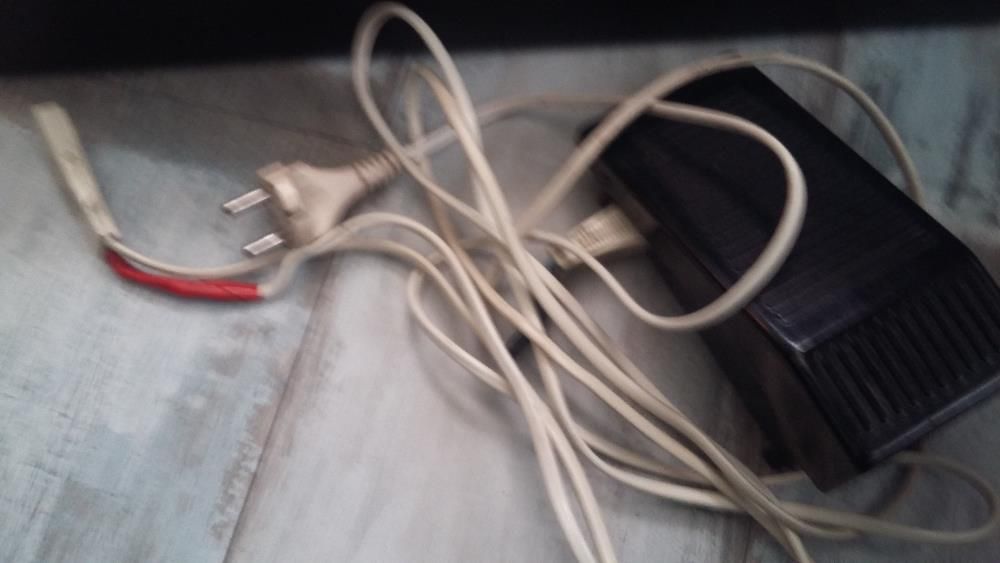 zabytkowa śliczna maszyna do szycia Łucznik