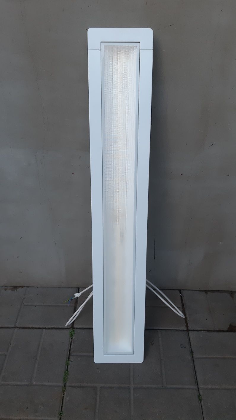 Lampa LED Philips 1,47m Do garażu, warsztatu, piwnicy