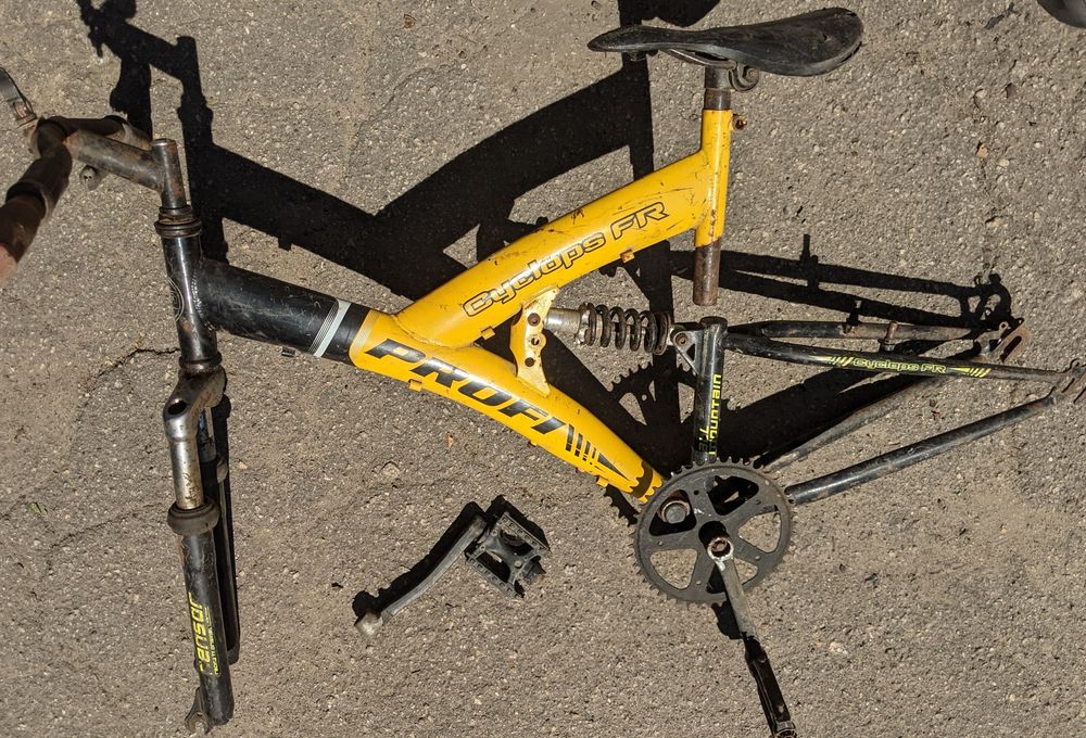 Рама велосипеда profi