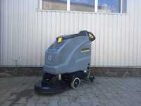 Profesjonalna szorowarka sieciowa Karcher B 40 W Bp 230 V D43 cm