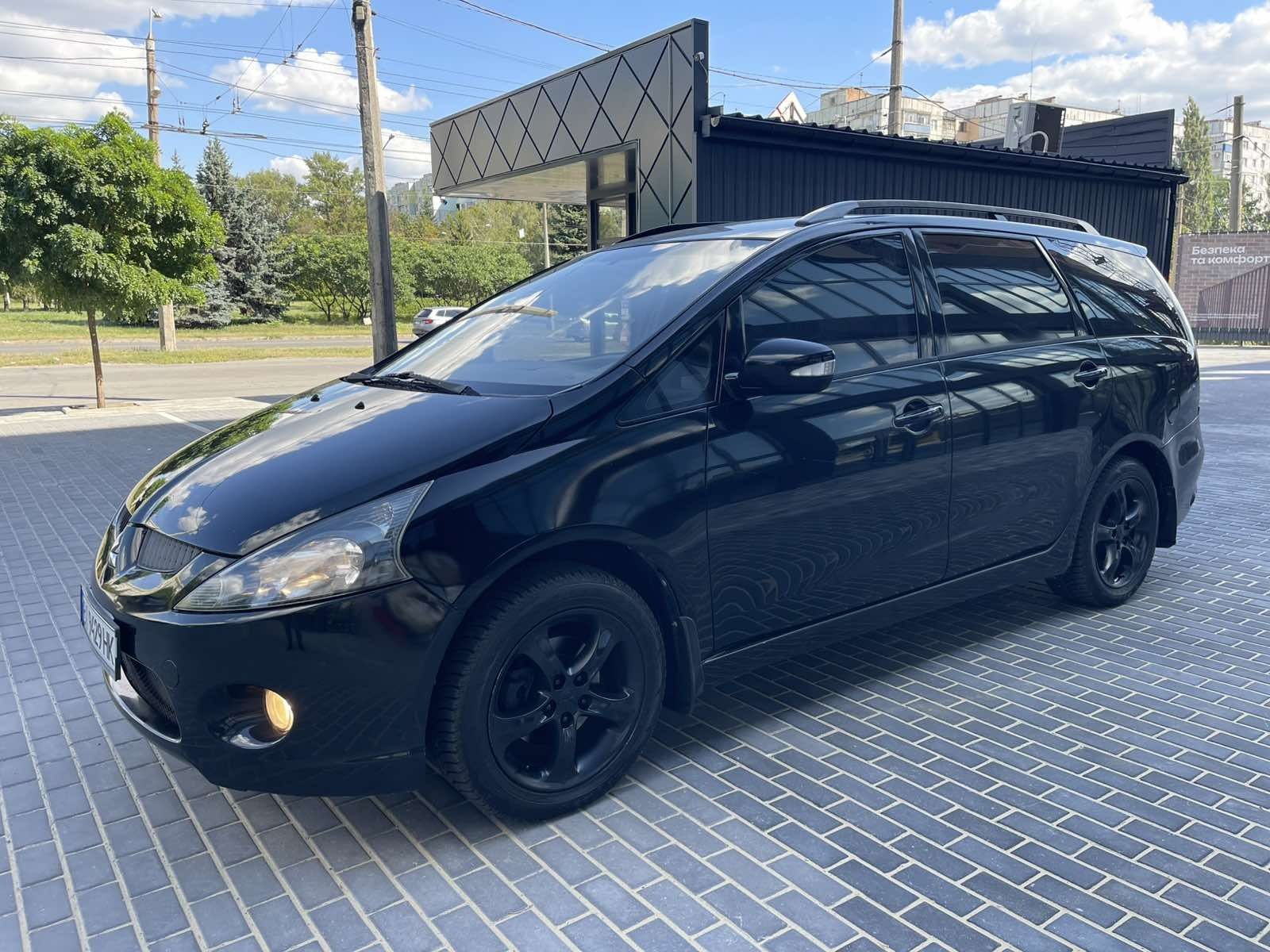 Mitsubishi Grandis 2.4 Газ Автомат