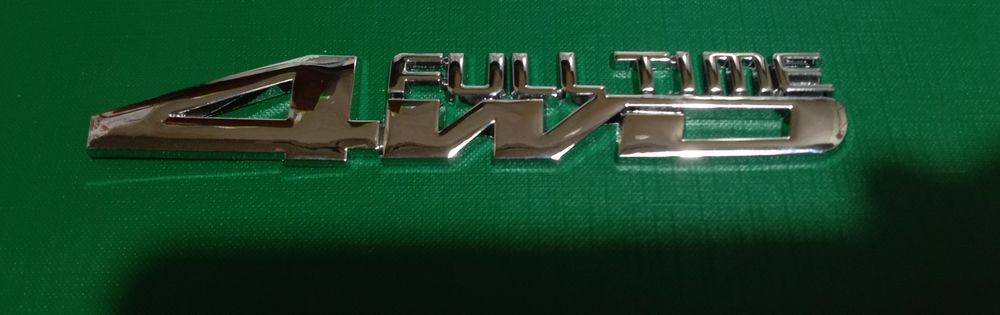 Эмблема. Наклейка. Шильдик 4 WD. Хром.