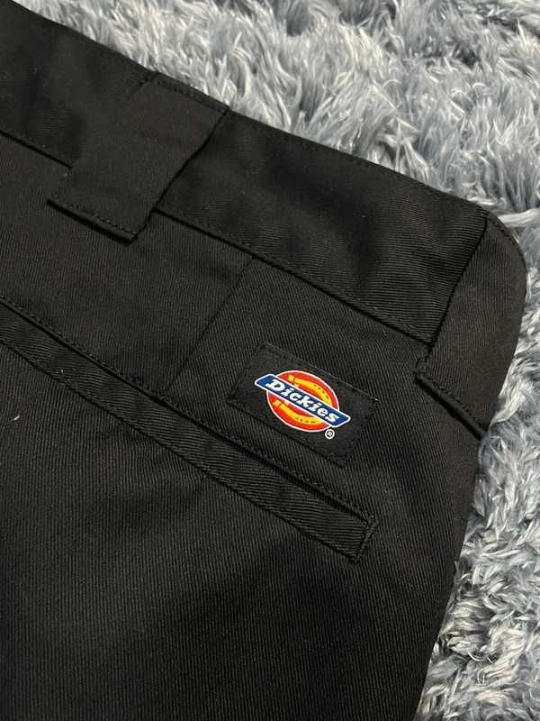 Dickies czarne męskie spodnie chinosy W38 L34