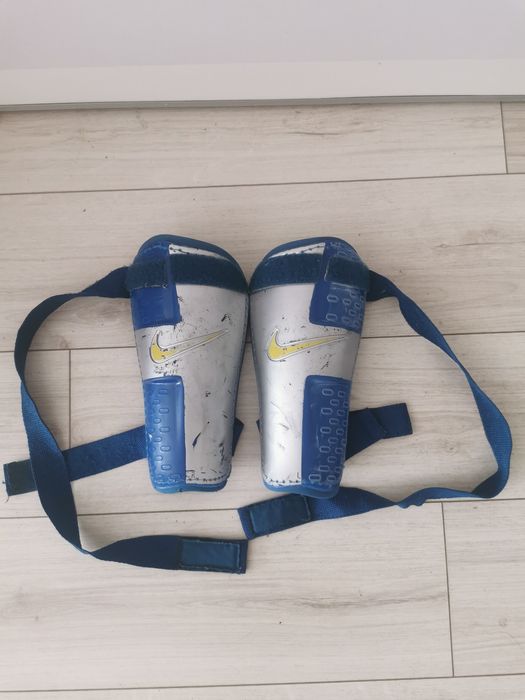 2 Pares Caneleiras Nike c/ Protecção Tornozelo + Saco