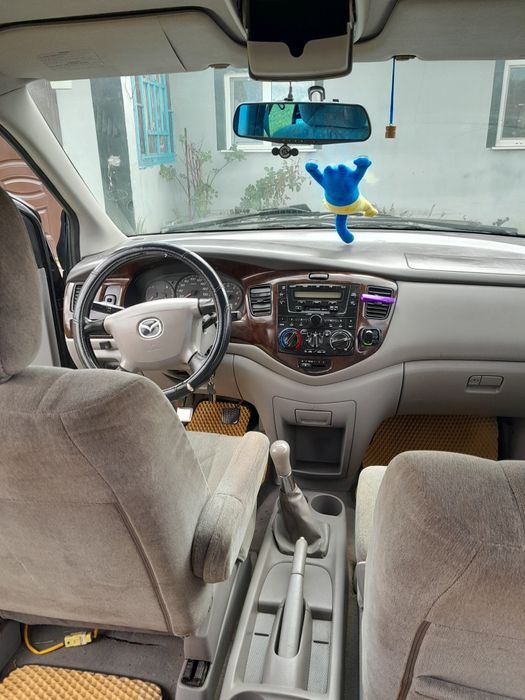 Продам  терміново Mazda MPV