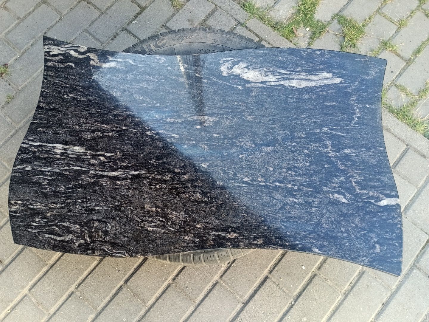 Blat z kamienia bardzo ładny
