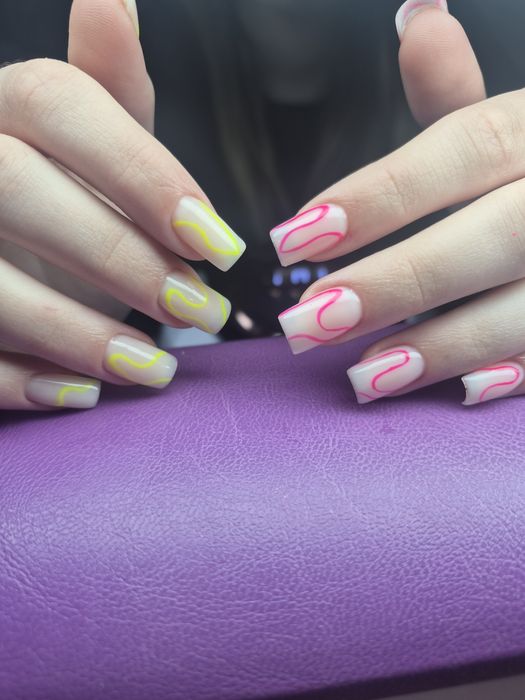 Маникюр Роганский жилмассив