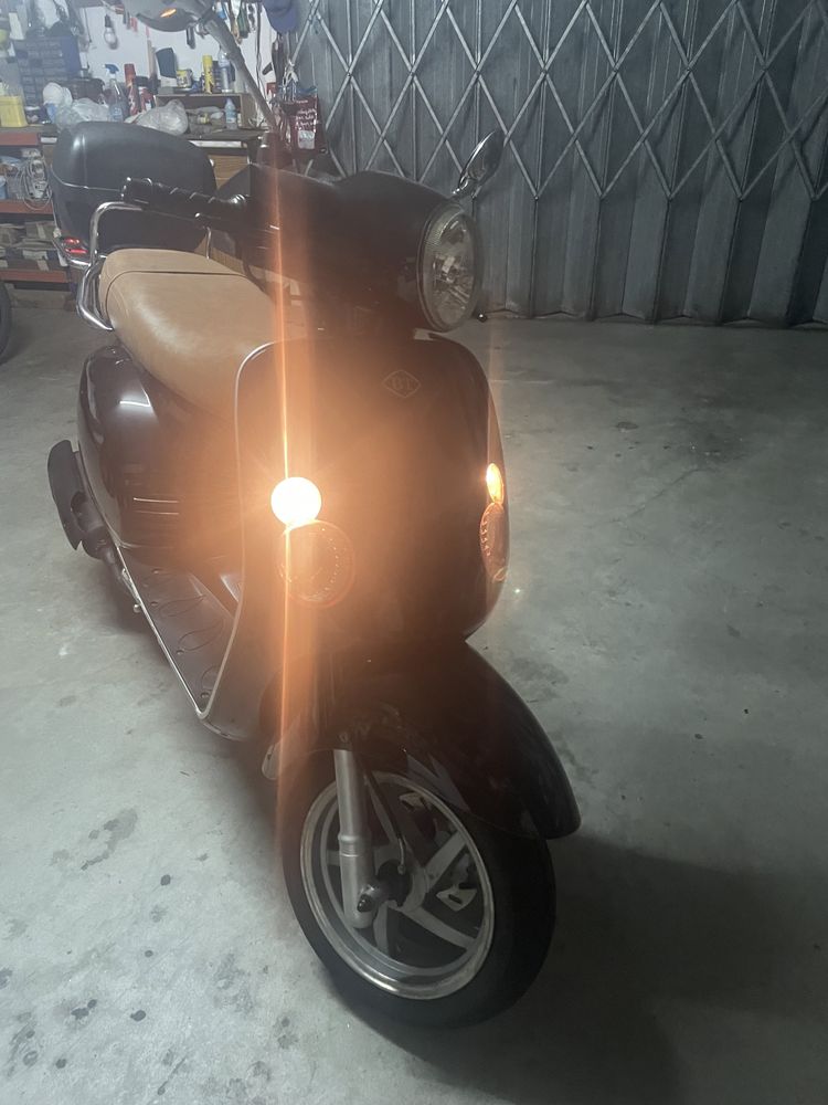 Baotian 125 - Vespa Style