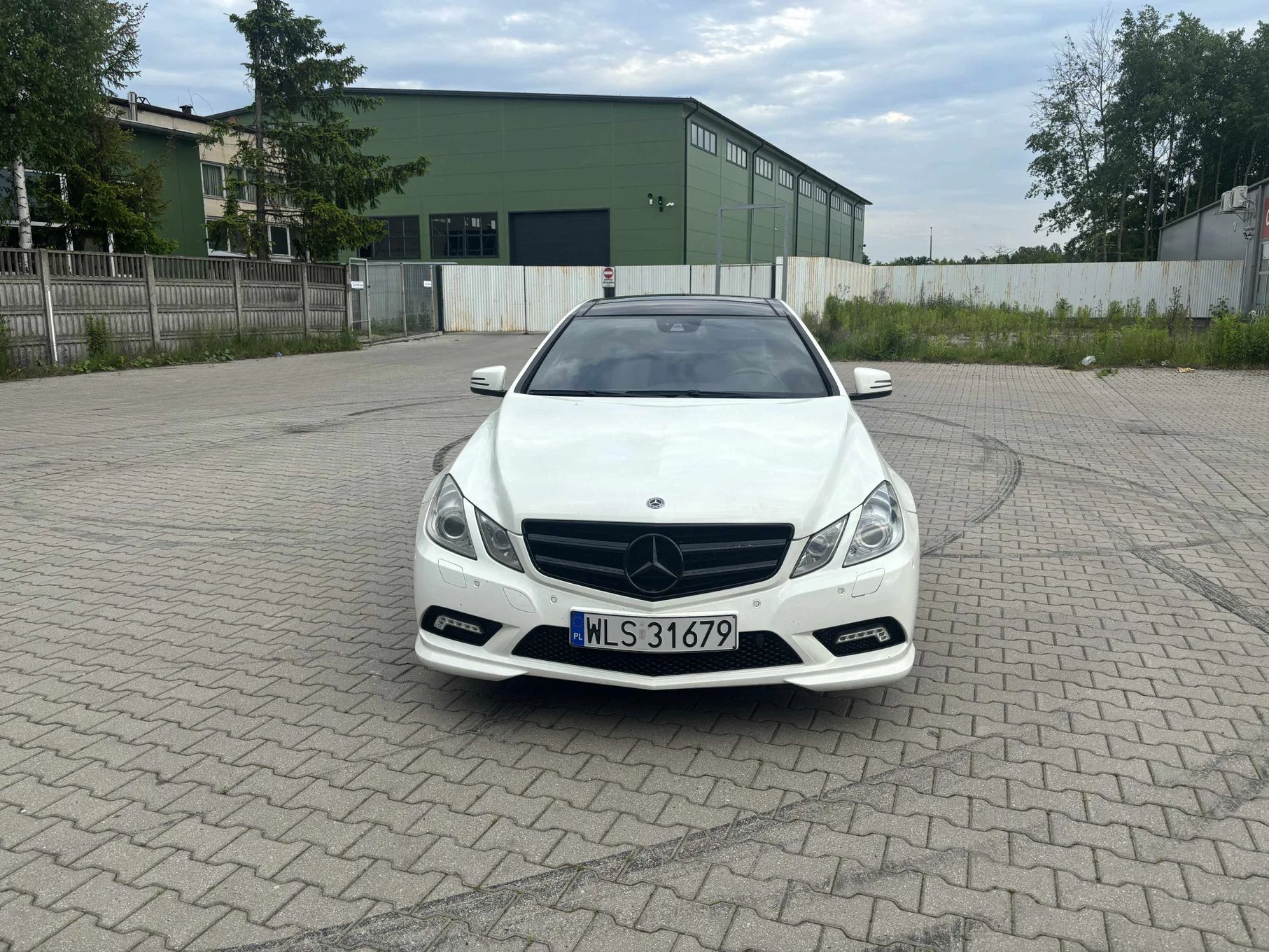 Mercedes-Benz Klasa E Mercedes E 350 CDI • V6 231KM • Automat • Panorama • Bogate wyposa •