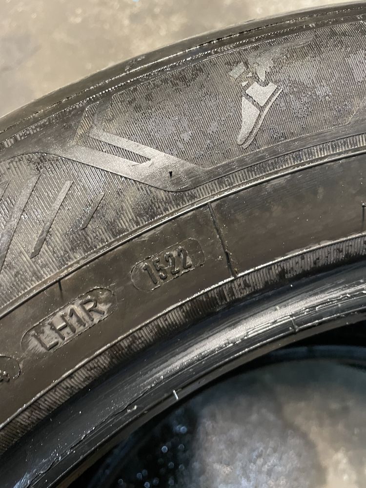 2szt. 225/60r18 GoodYear