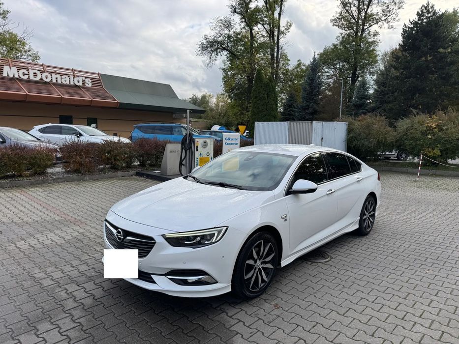 Opel Insignia Rezerwacja