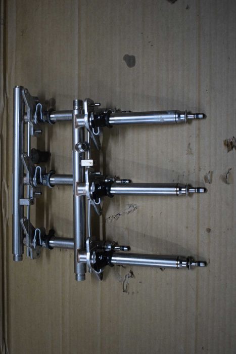 listwa wtryskowa wtryski mercedes W213 W238 E430 AMG 3.0 V6 17r.276823