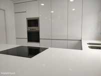 Moradia Geminada T2 com piscina - OPORTUNIDADE