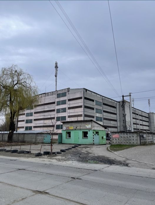 Гаражний бокс у гаражному кооперативі 11 по вул. Б. Хмельницького
