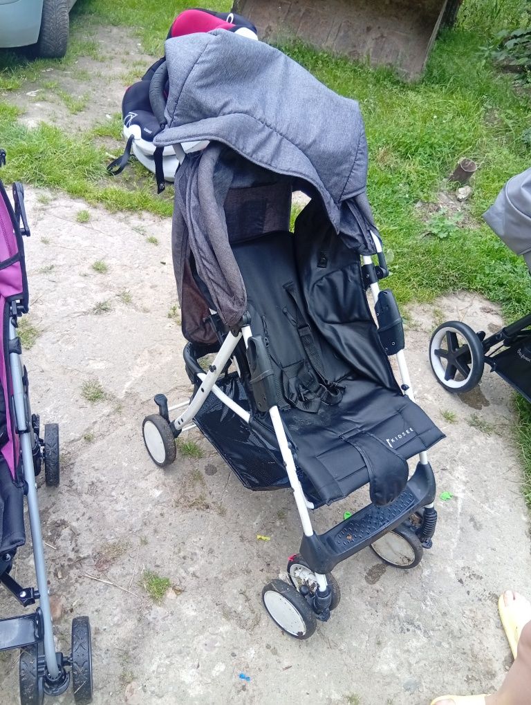 Wózek spacerowy kompaktowy