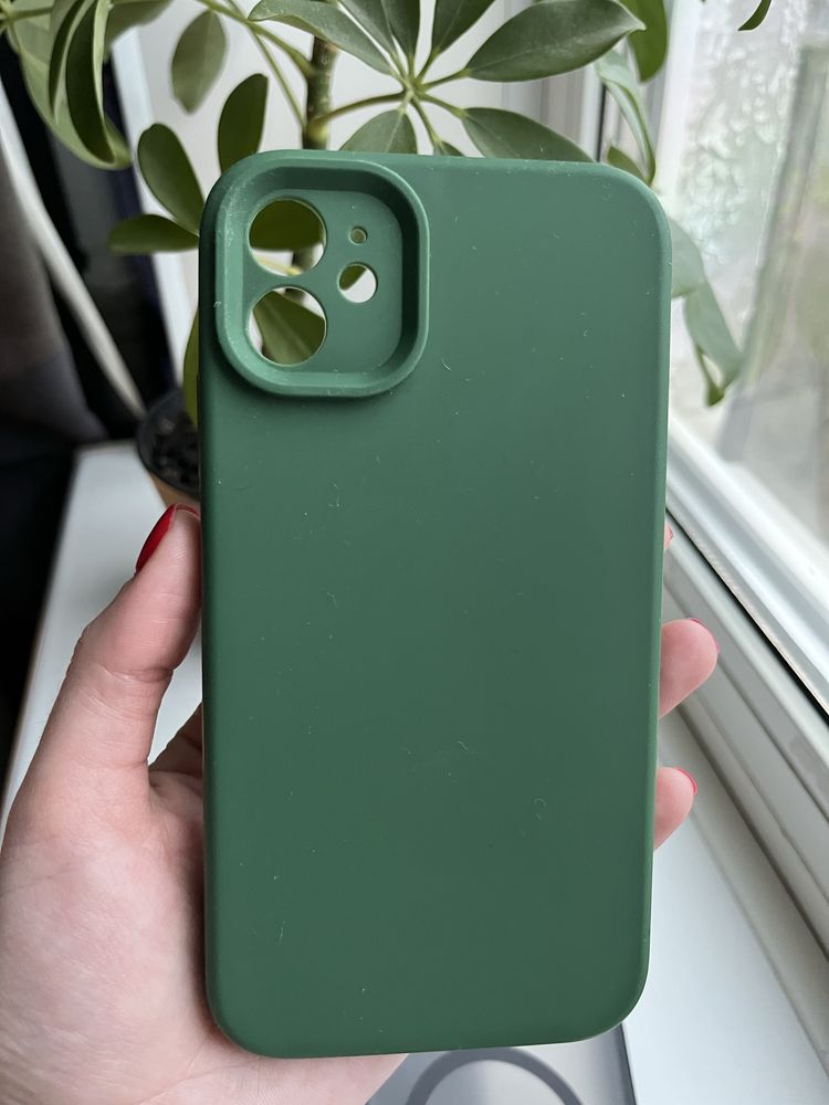 Чохли для iPhone 11