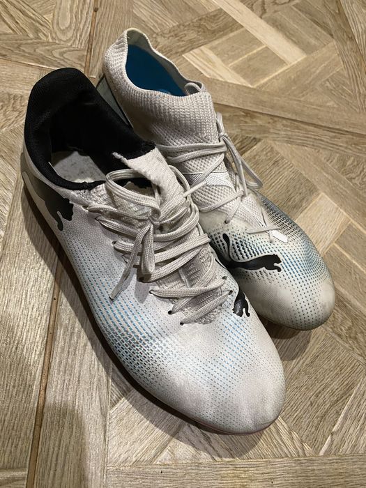 Сороконожки, футзалки, Бутси: adidas, puma, nike,