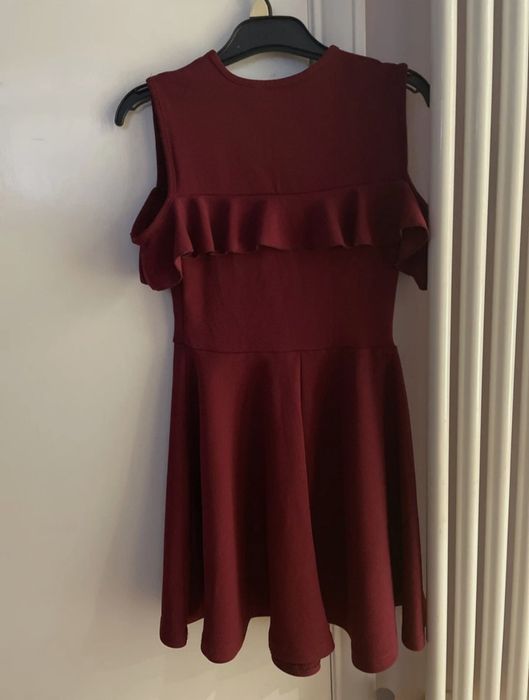 Бордова сукня з відкритими плечима для дівчинки з Primark, вік 12-13