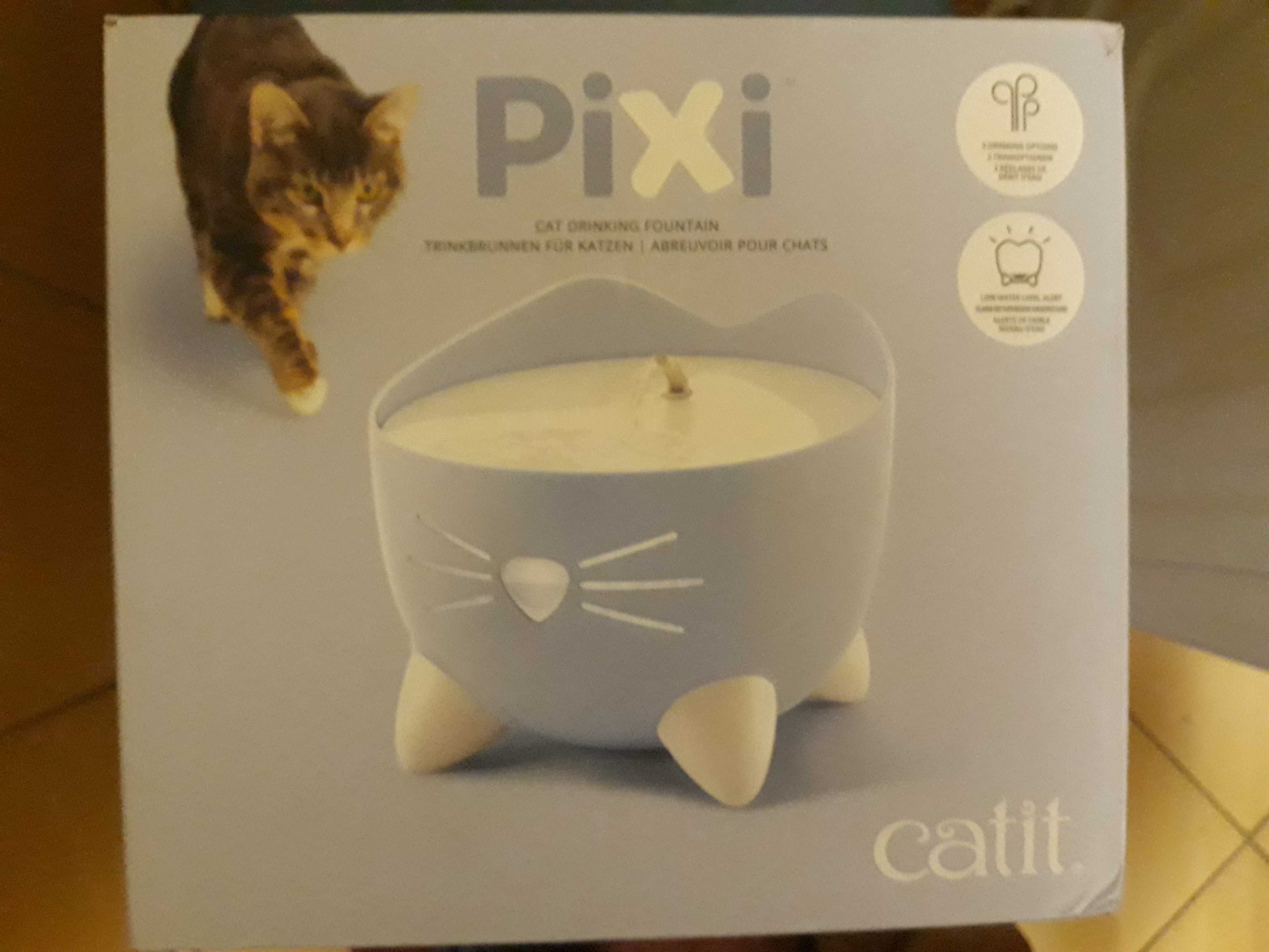 Poidelk dla kota Pixi