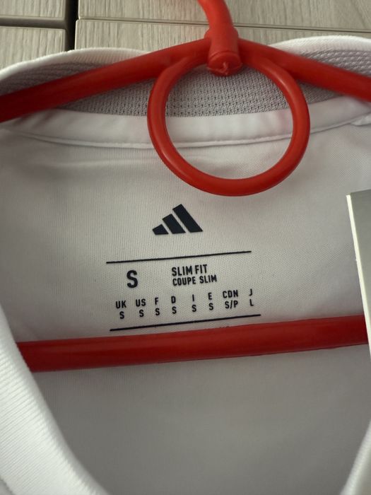 Nowa koszulka piłkarska Real Madryt 25/26 domowa biała rozmiar S