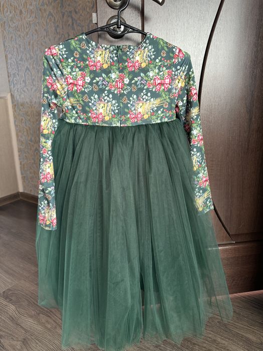 Новорічне святкове плаття 128,134