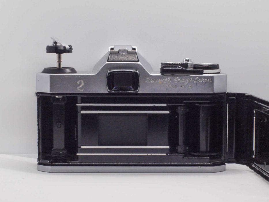 Pentax K1000 + SMC Pentax-A 50mm f/2