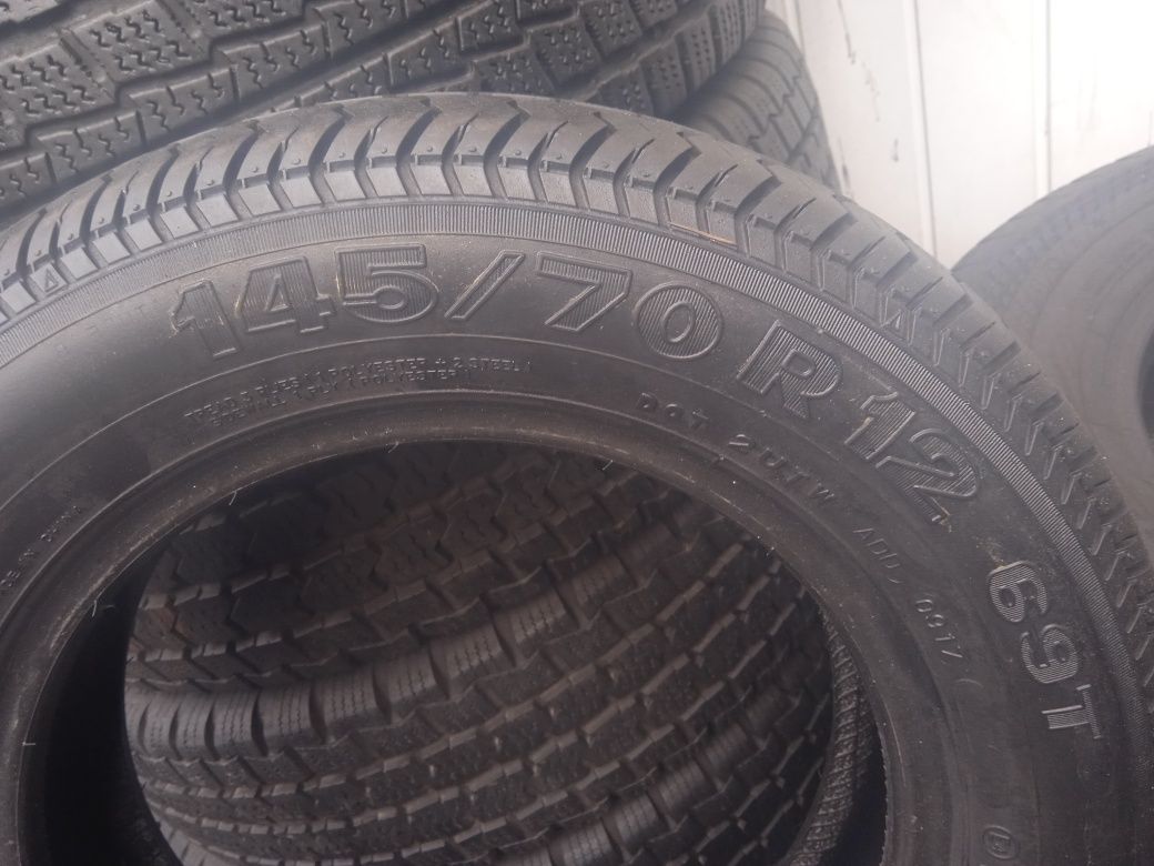 Opony Używane Letnie Oraz Zimowe 135R12 145/70R12  Jasło