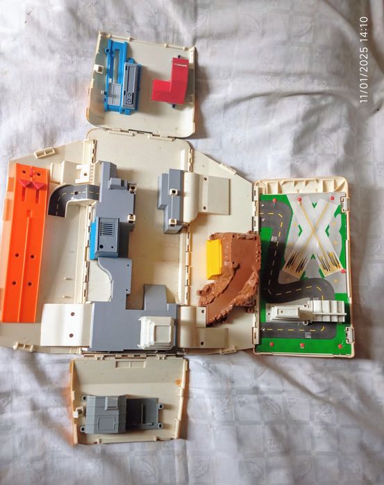 Micro Machines Van City.