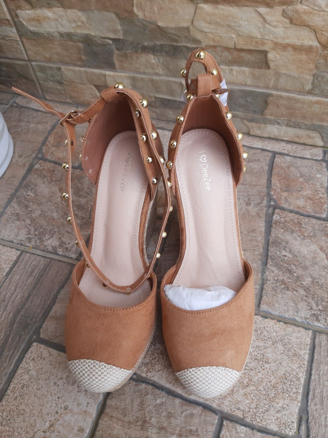 Buty na koturnie r. 38 DeeZee