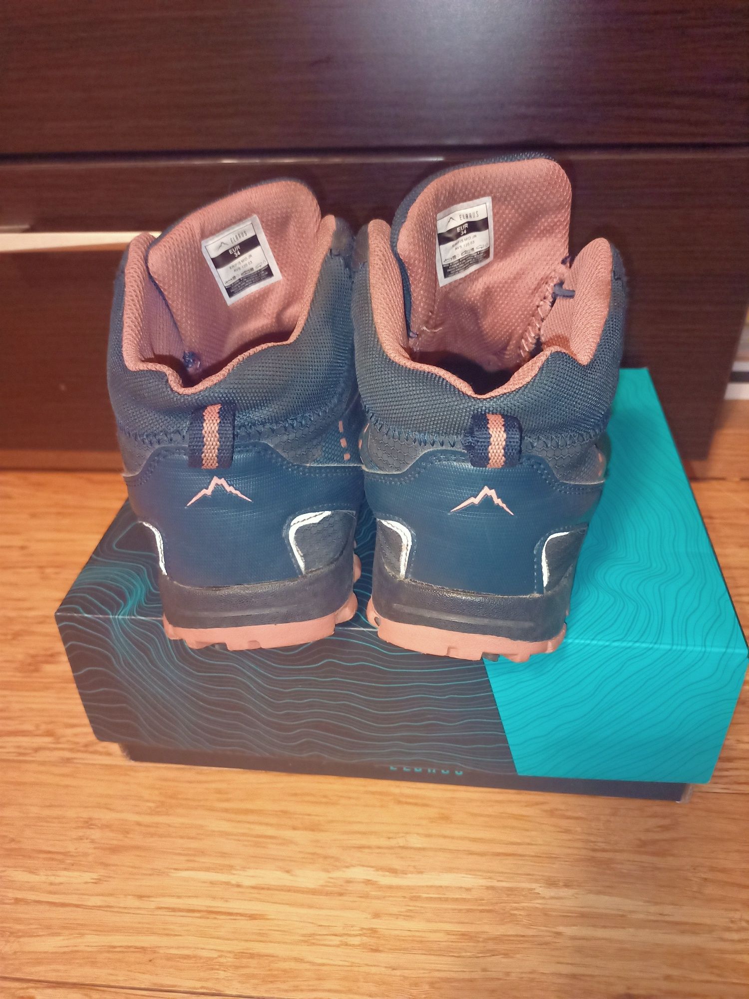 Buty zimowe Elbrus r34