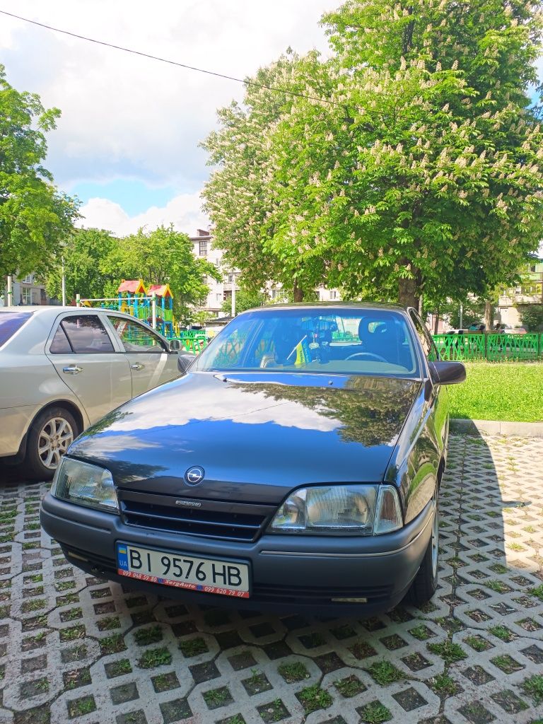 Opel Omega A 2.0i